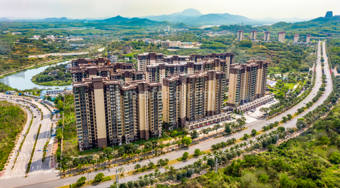 富力阅山湖实景图