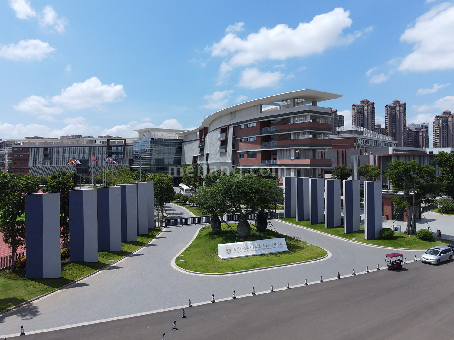 鲁能海蓝福源西二区北京外国语法学附属海南外国语学校