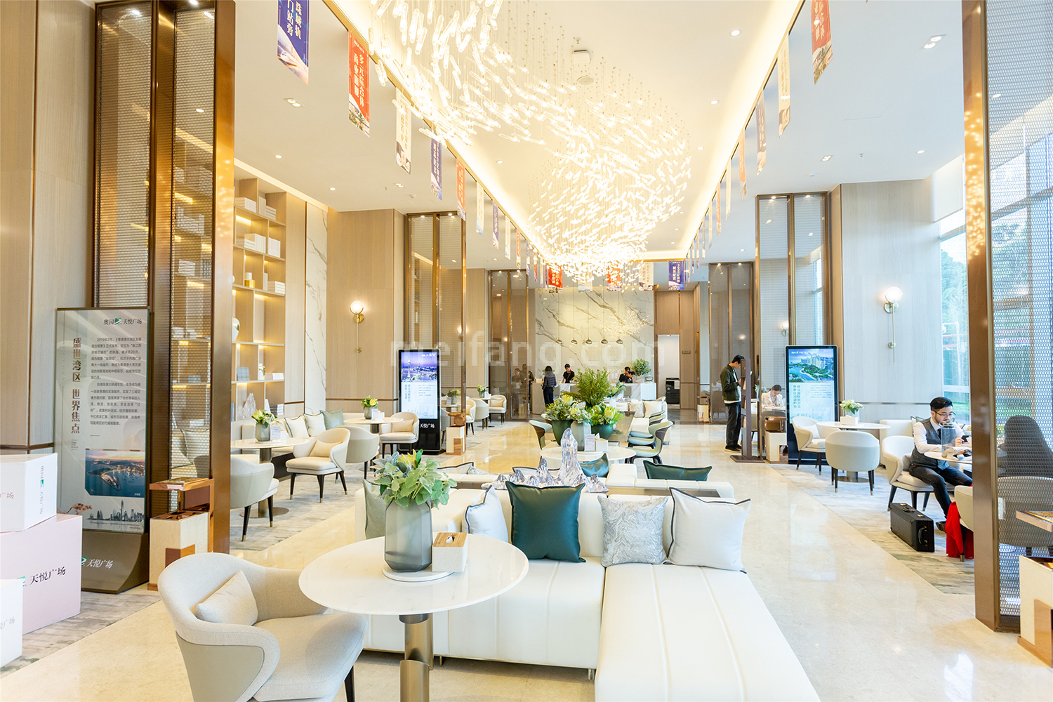 奥园天悦广场营销中心实景图