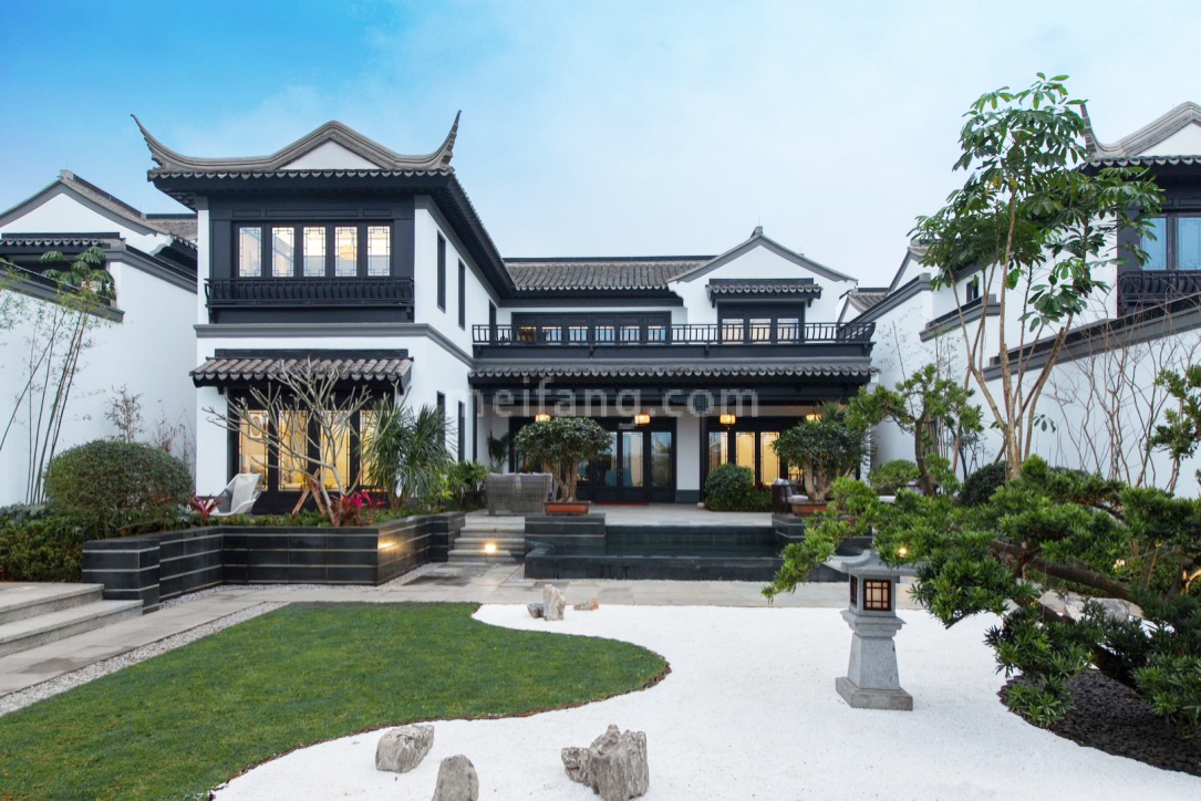 绿城桃李春风