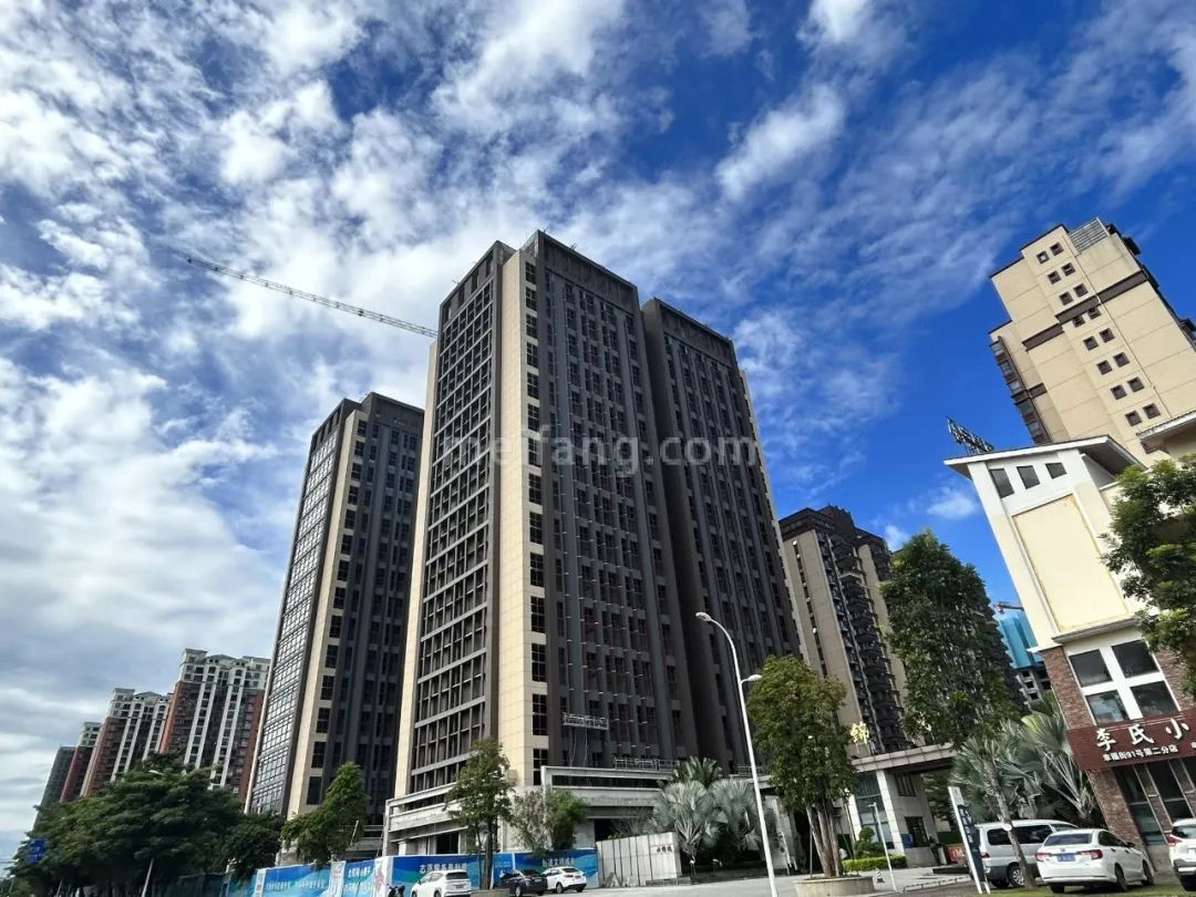 新攀乐锦城大厦