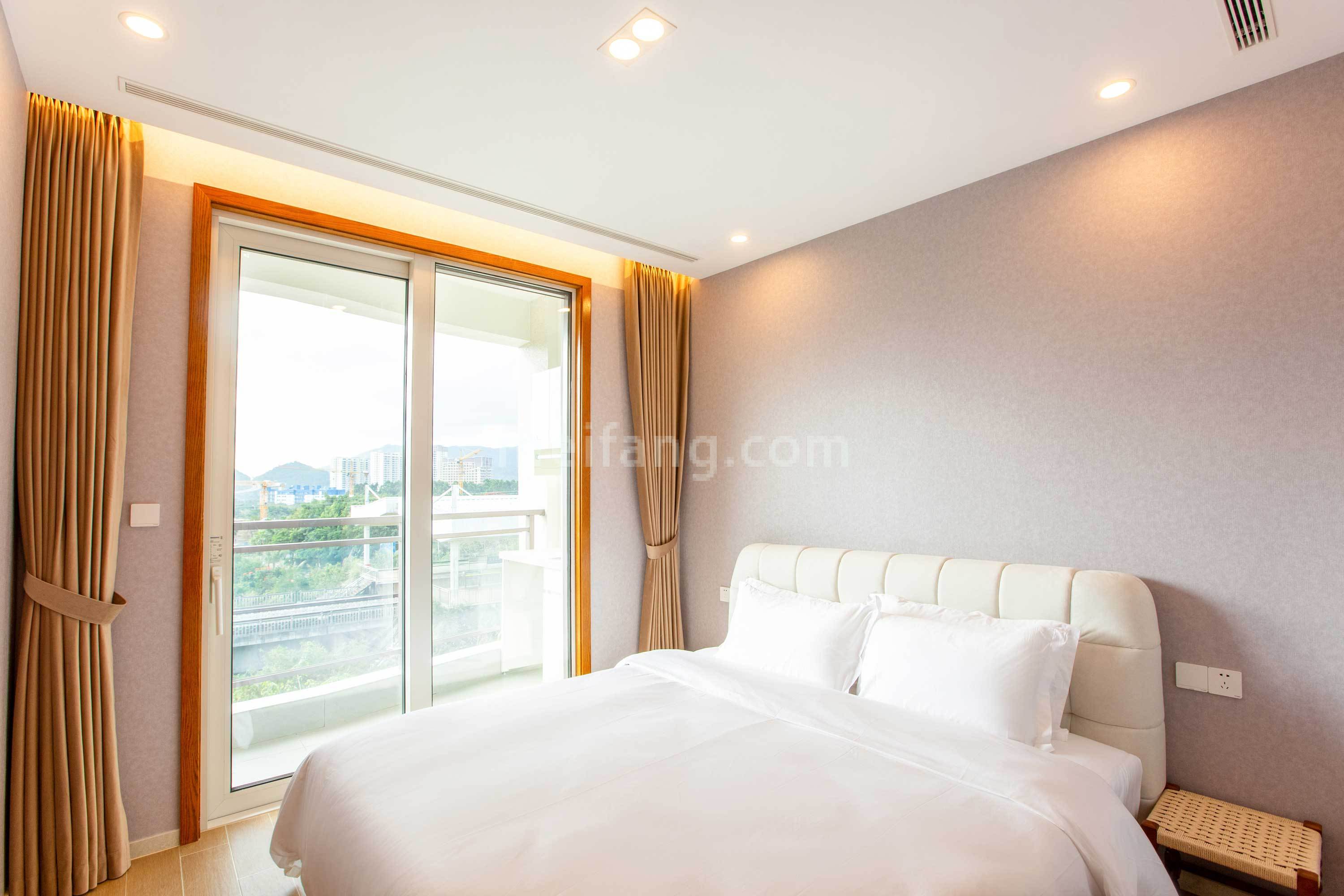 时分亚龙湾卧室