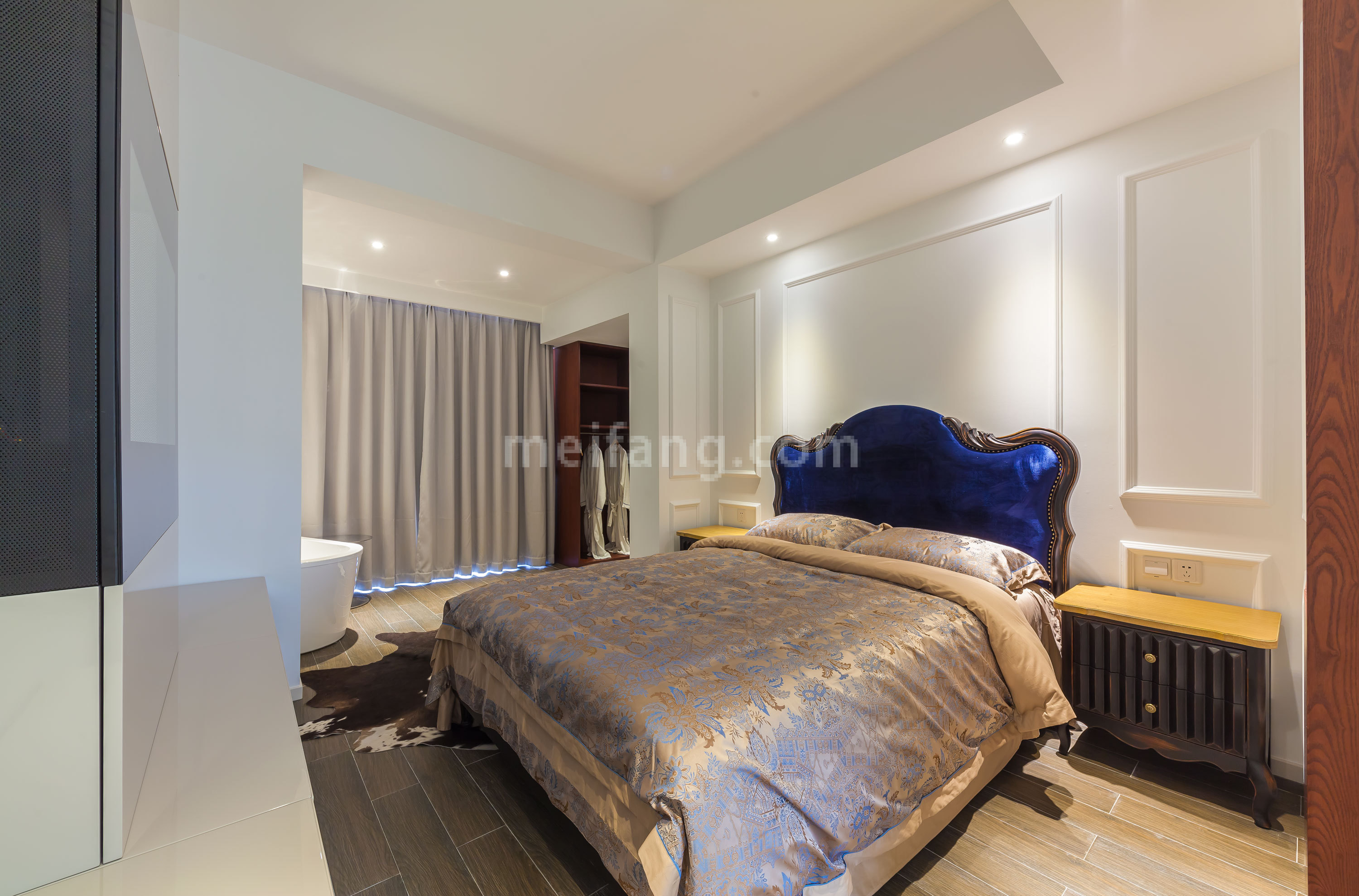 时分亚龙湾主卧