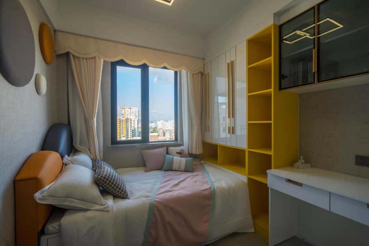 中投悦府 A户型两房两厅两卫87.2㎡样板间