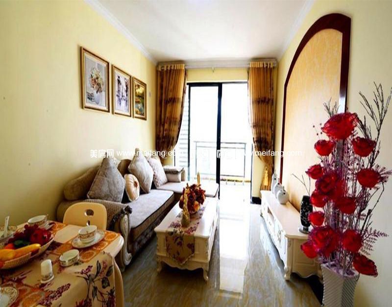 圣煜颐山居样板间：客厅